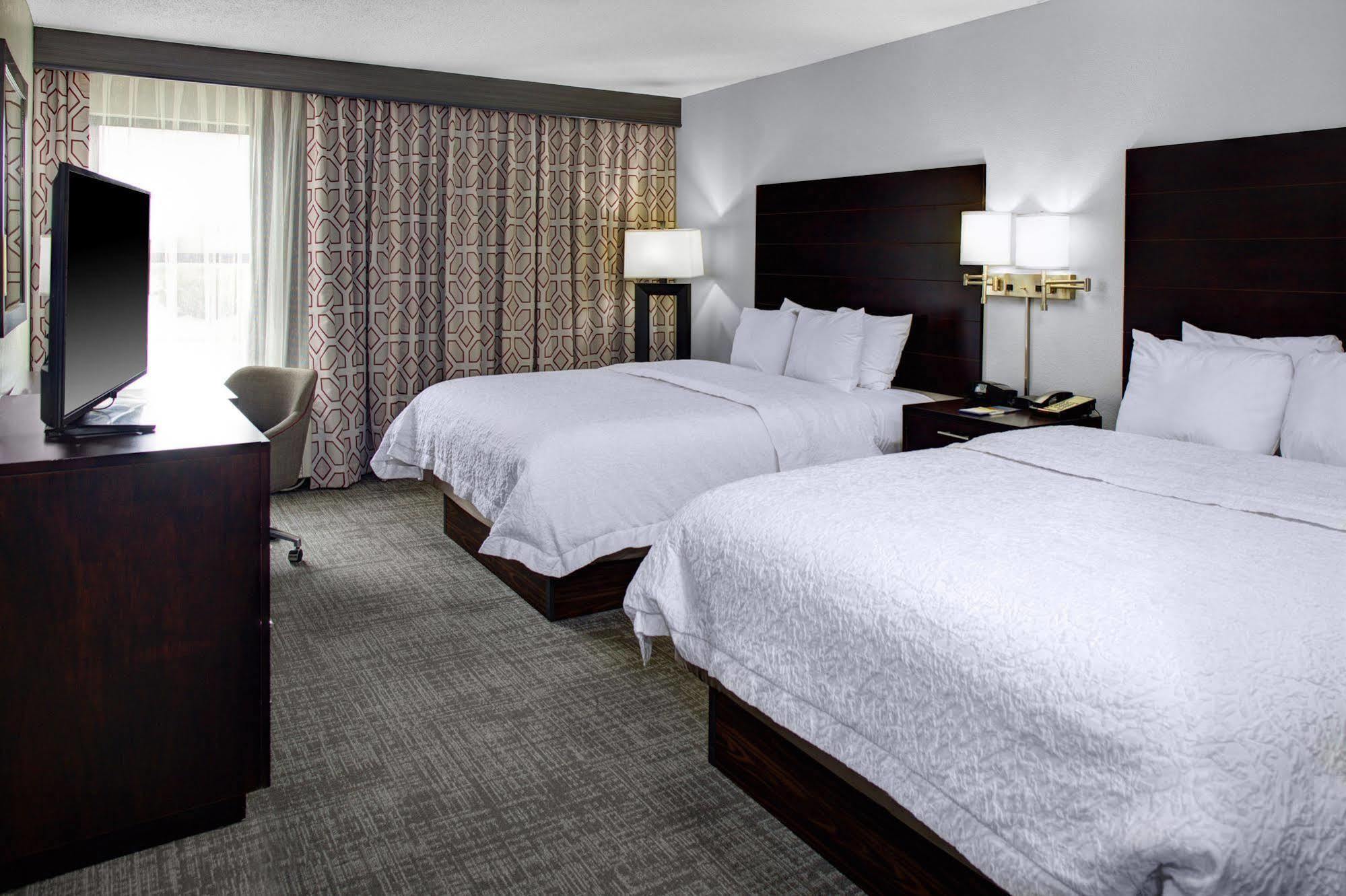 Hampton Inn Starkville Zewnętrze zdjęcie