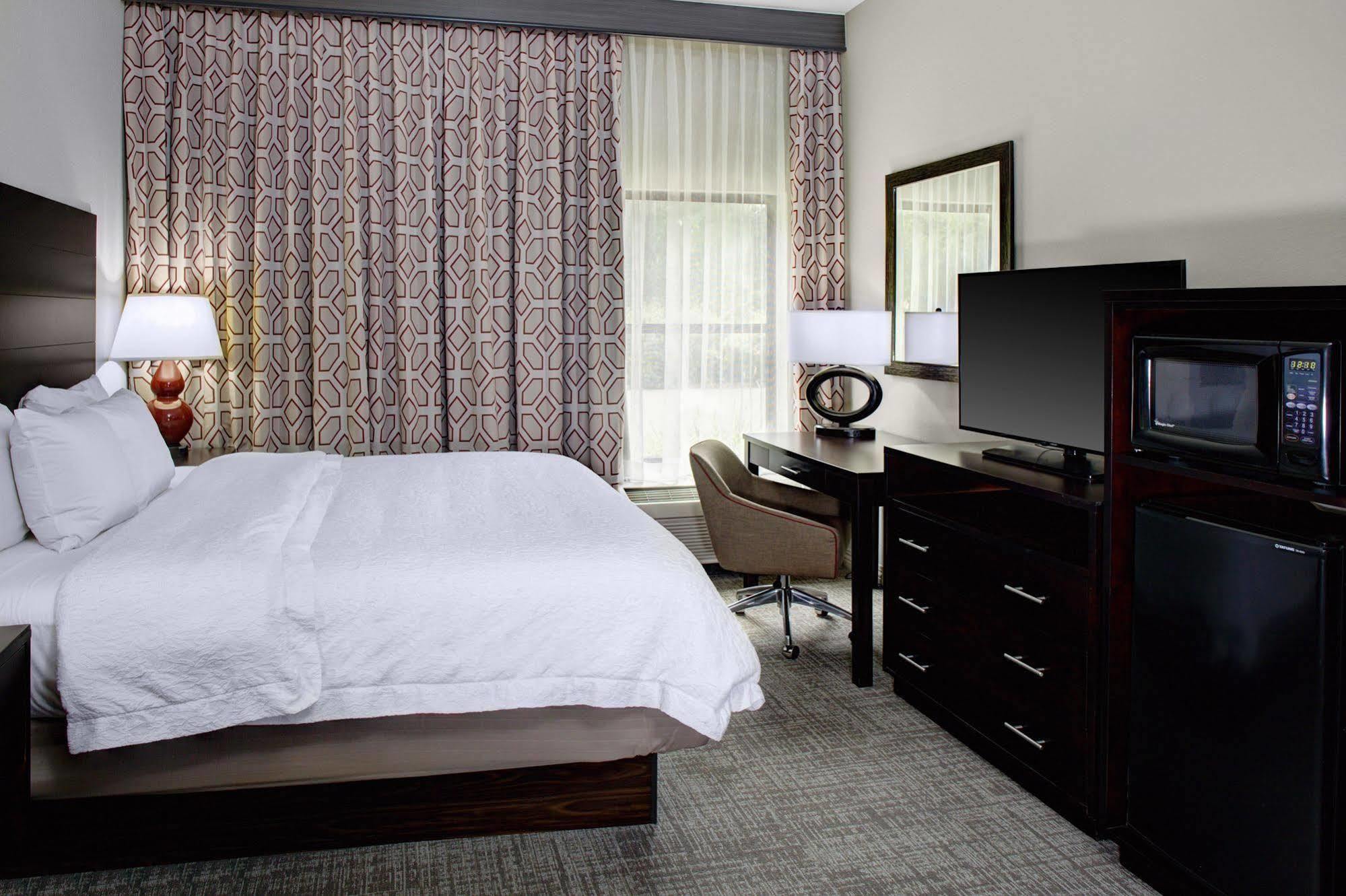 Hampton Inn Starkville Zewnętrze zdjęcie