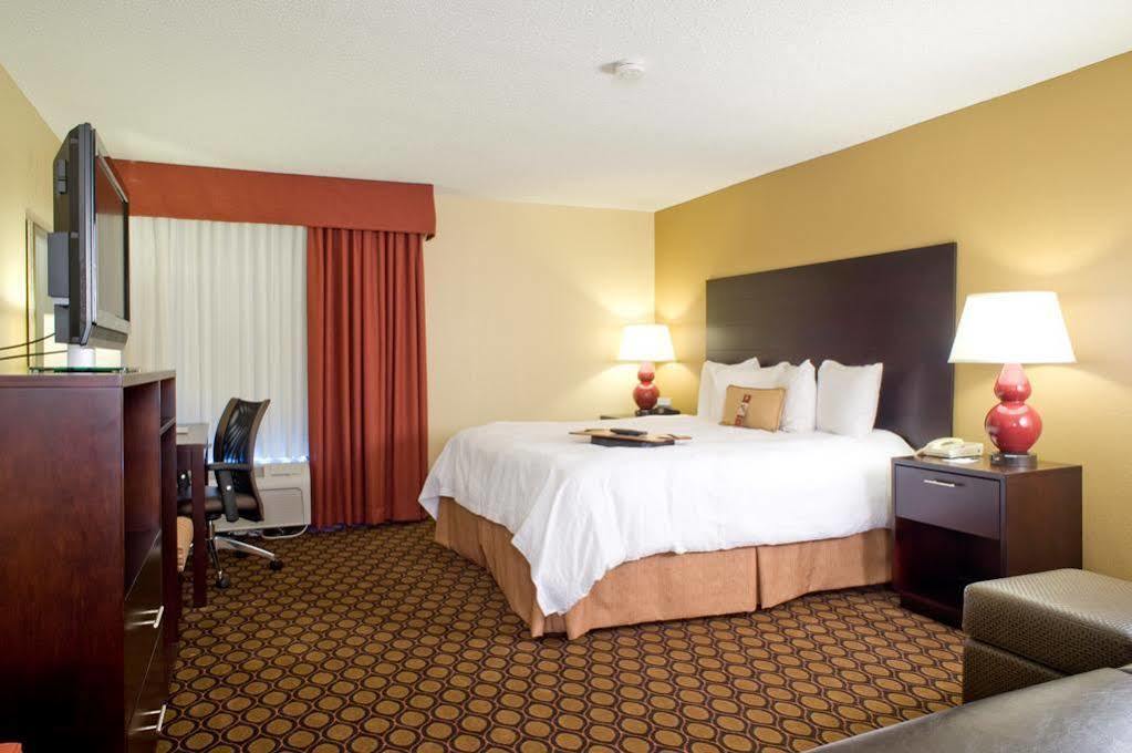 Hampton Inn Starkville Zewnętrze zdjęcie